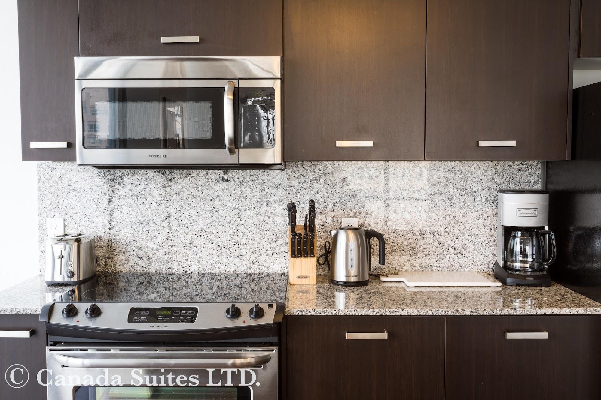 Canada Suites - 832 Bay St. Торонто Екстериор снимка